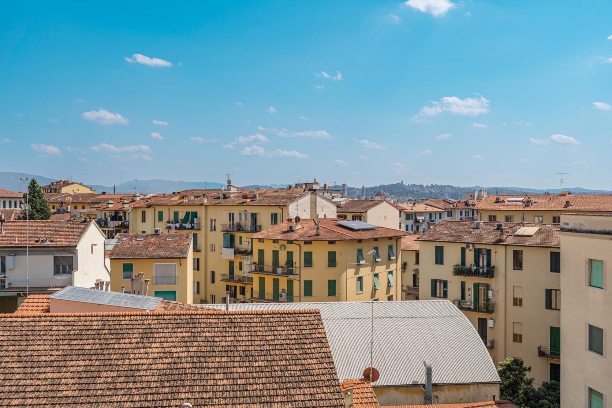 Moderno Quadrilocale, Ultimo Piano Appartement Florence